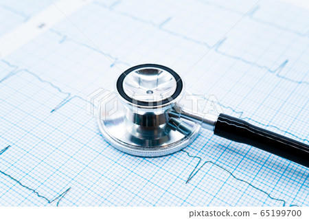 心電圖和聽診器 65199700