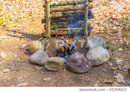 Bushcraft材料篝火晚會 65204823