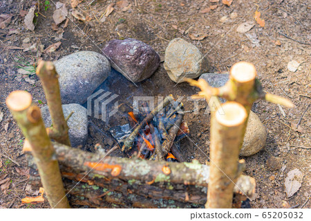 Bushcraft材料篝火晚會 65205032