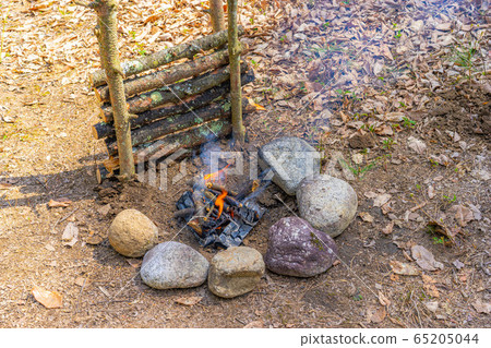 Bushcraft材料篝火晚會 65205044