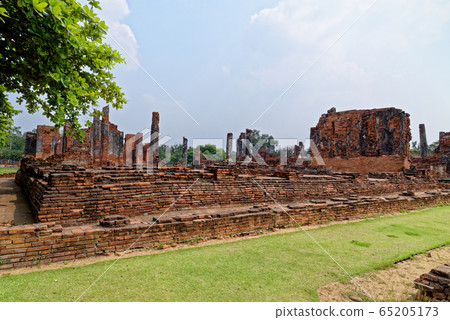 Ayutthaya archaeological Park, Wat Phra Si Sanphet 65205173