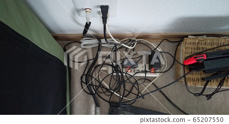Messy wiring Messy wiring 65207550