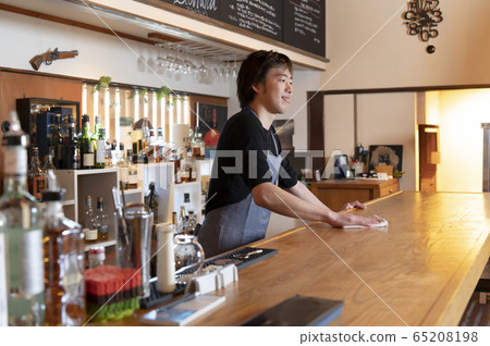 Staff, clerk, men 65208198