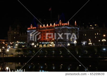Night view of empress hotel Night view of empress hotel 65209630