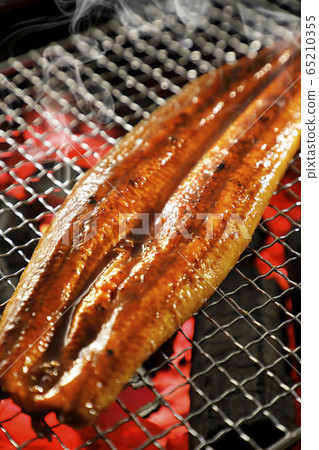 烤鰻魚的鰻魚 烤鰻魚的鰻魚 65210355