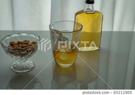 Whiskey rock Whiskey rock 65211909