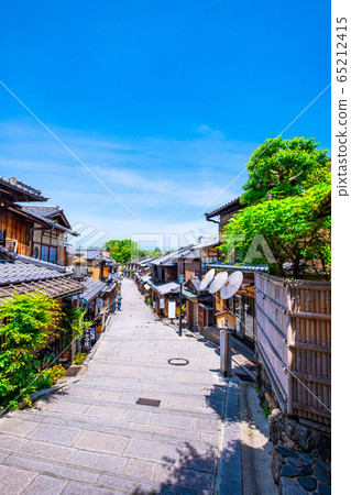 Two years slope in Kyoto Two years slope in Kyoto 65212415