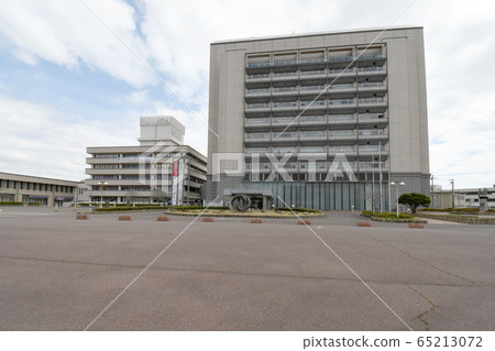 Kakogawa City Hall 65213072