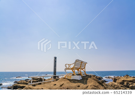 Nojimazaki Lighthouse Lovers Bench 65214339