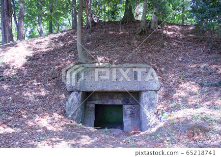 Mibu-cho National Historic Site Kurazuka Kofun 65218741