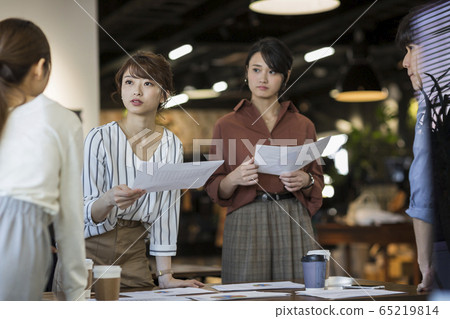 Business Meeting Business Meeting 65219814