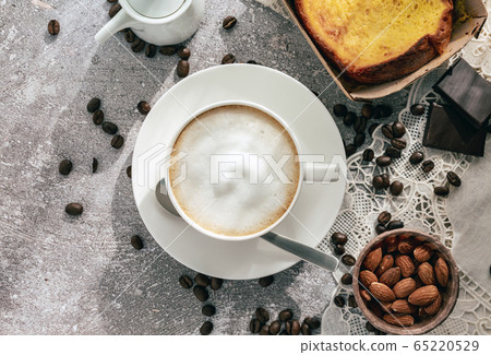 咖啡拿鐵咖啡 65220529