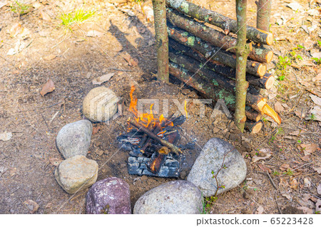 Bushcraft材料篝火晚會 65223428