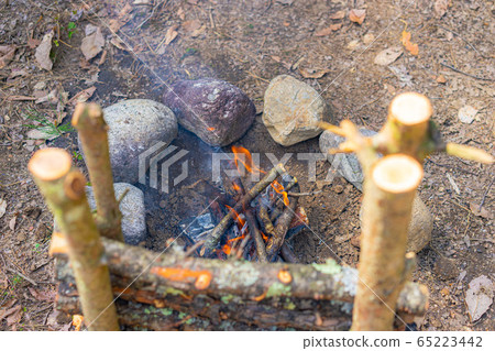 Bushcraft材料篝火晚會 65223442