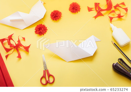 DIY instructions. How to make card with carnation 65233274