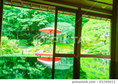 Motosatobo in Sakamoto, Otsu City, Shiga Prefecture Takes a picture of fresh greenery in the former Chikurinin 65240013
