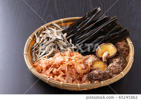 湯湯 65245862