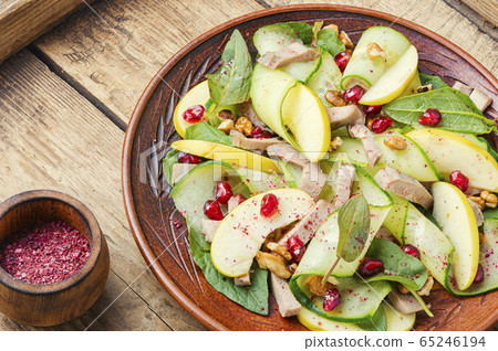 Green salad with meat Green salad with meat 65246194