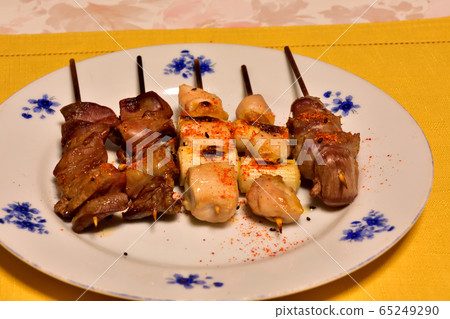 Grilled chicken 65249290