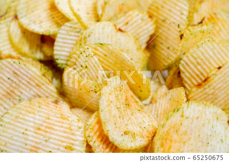 Crisps  65250675
