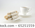 Coffee break with coffee and fruit snack 65251559