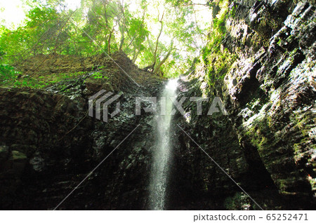 Bunso Waterfall Bunso Waterfall 65252471
