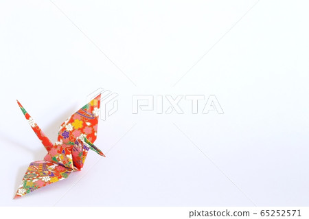 Folded paper crane Folded paper crane 65252571