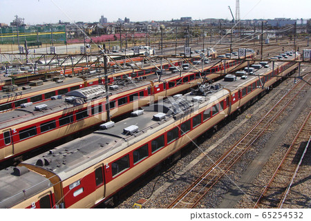 在東大宮院子里關押了大量的日本國鐵車輛(2009年) 在東大宮院子里關押了大量的日本國鐵車輛(2009年) 65254532