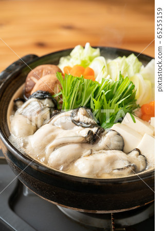 Oyster miso pot 65255159