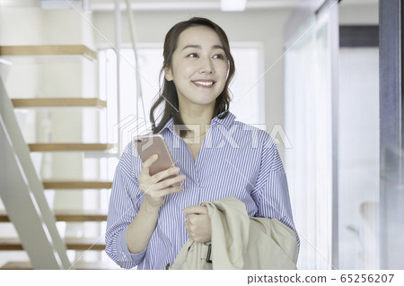 Business Woman Office Smartphone 65256207