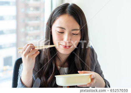 Lunch at the business office 65257030