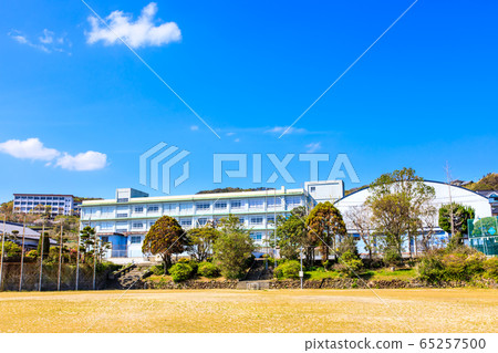 Nagasaki City Shikimi Junior High School closed history record [Nagasaki City] 65257500