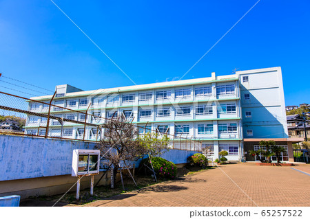 Nagasaki City Shikimi Junior High School closed history record [Nagasaki City] 65257522