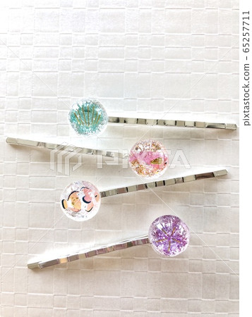 Resin hairpins 65257711