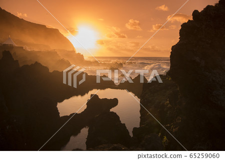 PORTUGAL MADEIRA PORTO MONIZ COAST 65259060