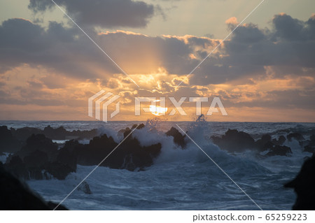 PORTUGAL MADEIRA PORTO MONIZ COAST 65259223