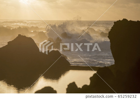 PORTUGAL MADEIRA PORTO MONIZ COAST 65259232