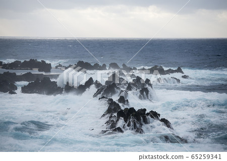 PORTUGAL MADEIRA PORTO MONIZ COAST 65259341