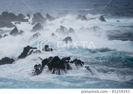 PORTUGAL MADEIRA PORTO MONIZ COAST 65259343