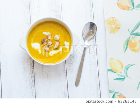 Pumpage soup with pumpkin 65263145