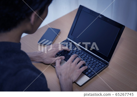 互聯網誹謗圖片 互聯網誹謗圖片 65267745