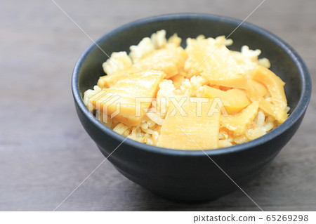 Delicious bamboo shoot rice Delicious bamboo shoot rice 65269298
