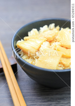 Delicious bamboo shoot rice Delicious bamboo shoot rice 65269311