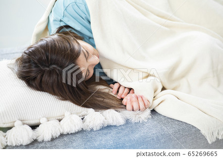 Woman sleep sleep Woman sleep sleep 65269665