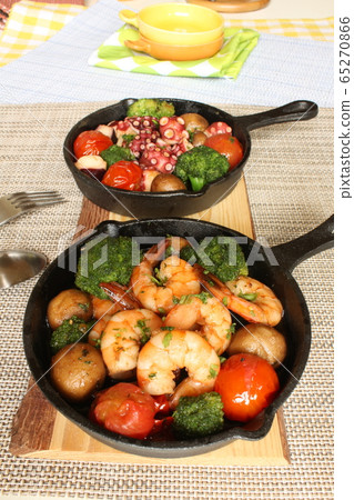 Shrimp ahijo Shrimp ahijo 65270866