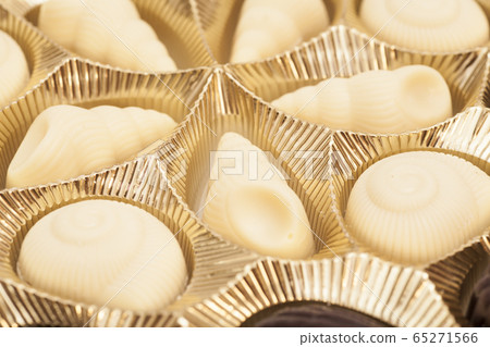 An assortment chocolates An assortment chocolates 65271566