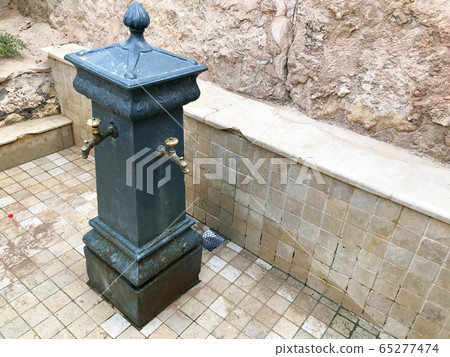 Black iron carved forged fountain with three Black iron carved forged fountain with three 65277474