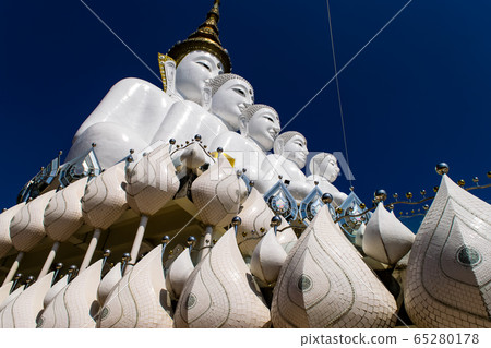 White buddha in Wat Phra That Pha Son Kaew temple 65280178