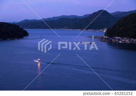 京都府伊內町伊內灣黎明 65281252