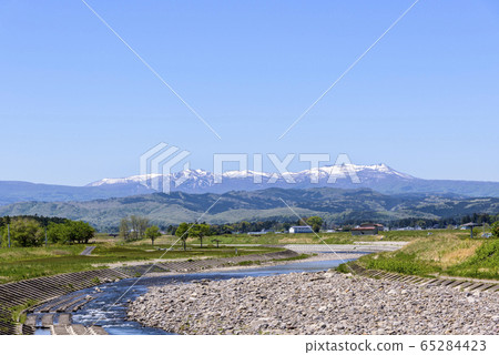 宮城縣北部從農村眺望大山的景色 宮城縣北部從農村眺望大山的景色 65284423